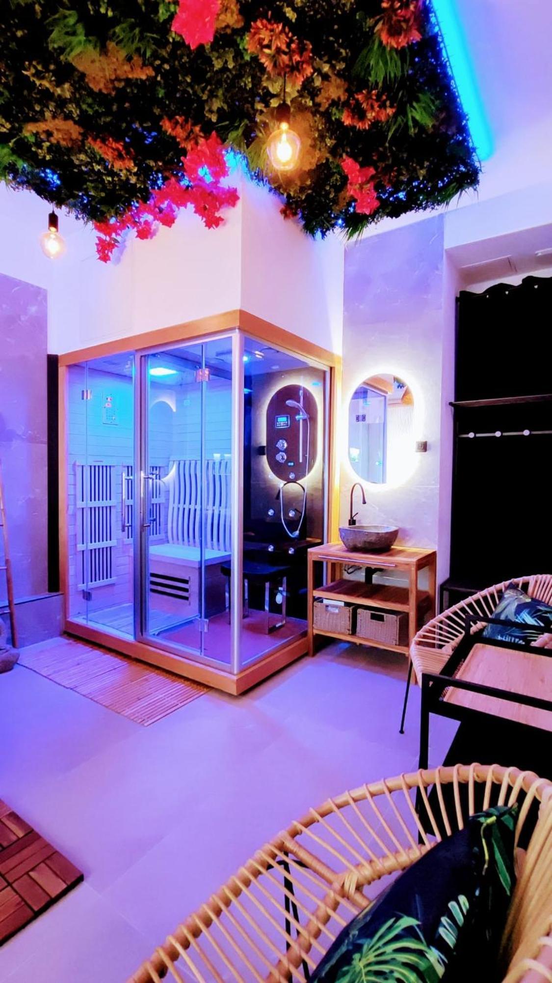 Frgk - Entire Building In Appartement Cannes
